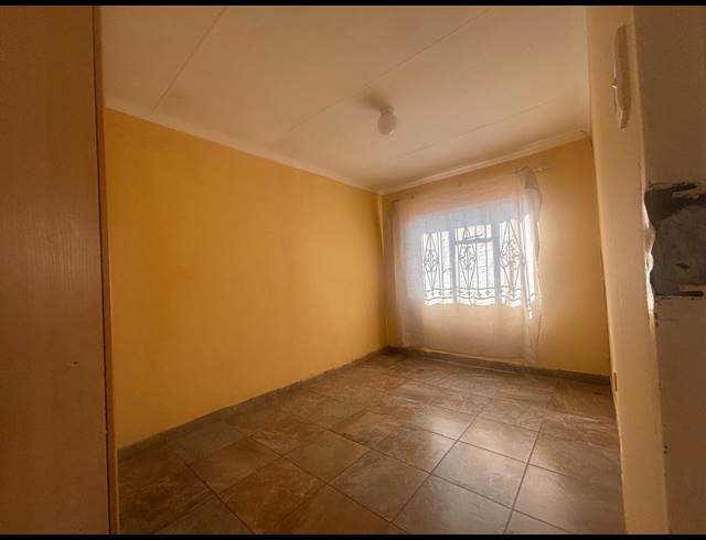 3 BEDROOM HOUSE TO LET IN VISTA PARK